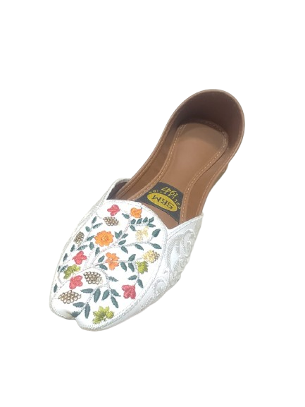 White khussa