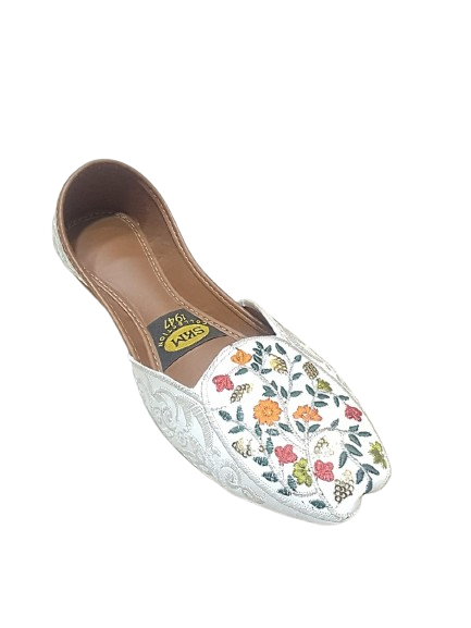 White khussa