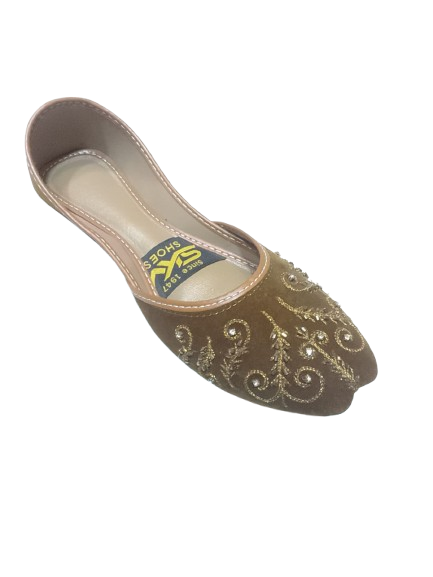 Velvet khussa