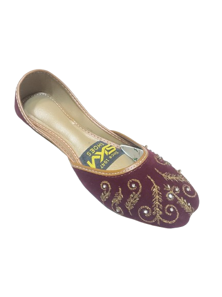 Velvet khussa
